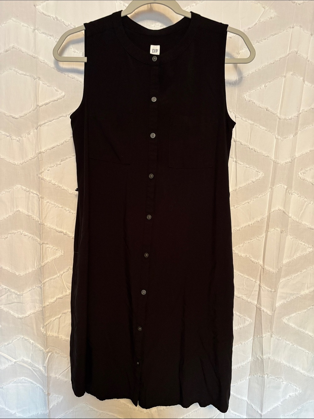 GAP Black Sleeveless Button-Front Midi Dress